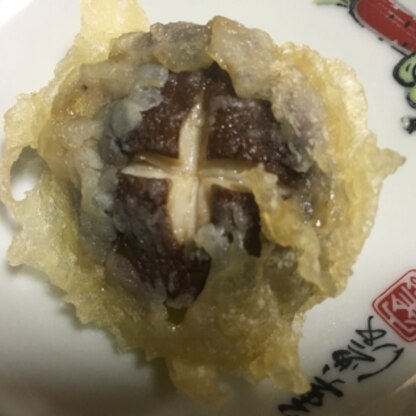 椎茸の天ぷらを作りました
美味しくいただきました
レシピありがとうございました